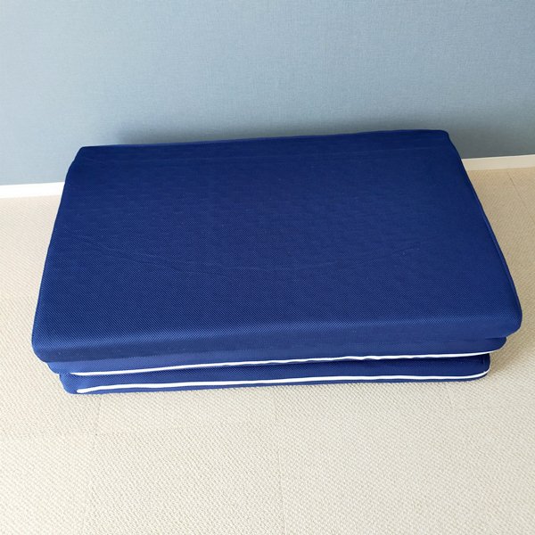 布団折る